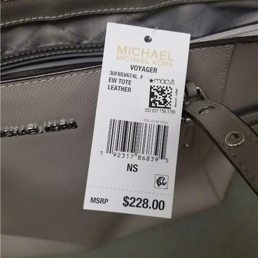 Michael Kors Light Gray Voyager East West Tote NWT - Picture 6 of 8